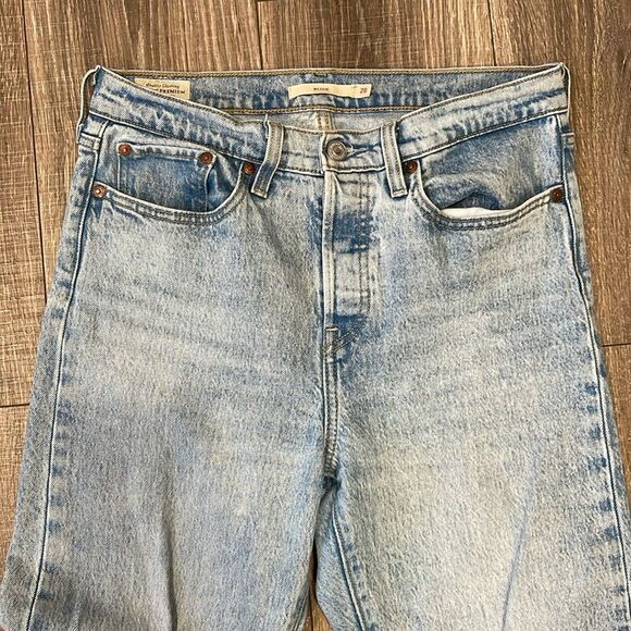 Levi’s Wedgie Blue denim jeans size 28 (nwt) - Picture 2 of 9